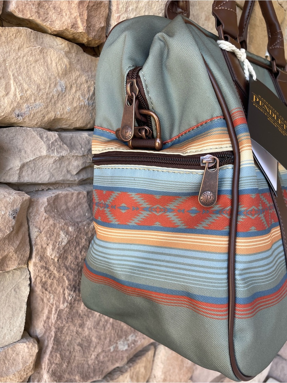 Pendleton Weekender Travel Bag Tote - Picture 3 of 10
